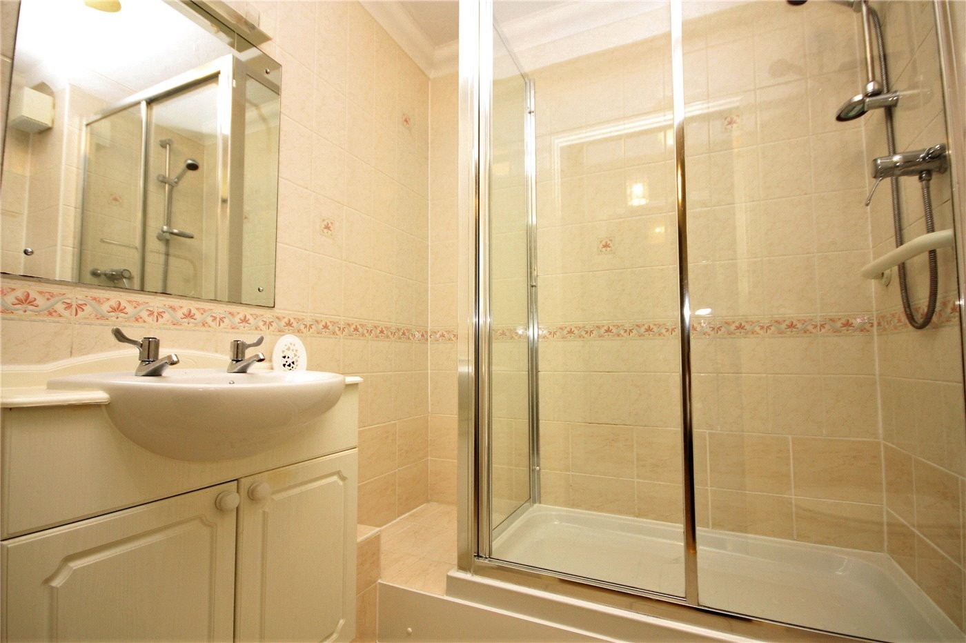 1 bedroom property to rent in Poole Road, Westbourne, Bournemouth, BH4