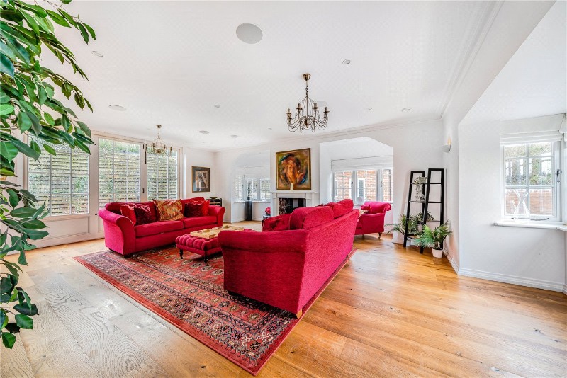 Sunnydell Lane, Farnham, Surrey, GU10