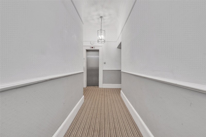 Randolph Avenue, London, W9