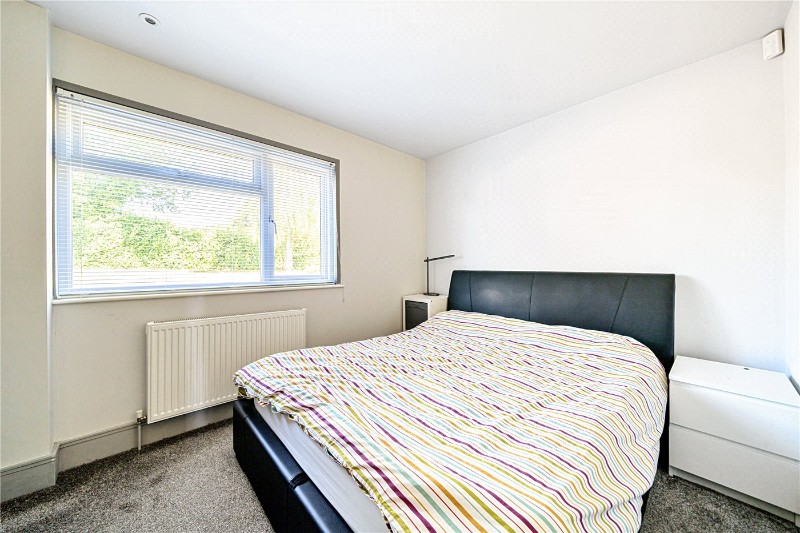Oakland Avenue, Farnham, Surrey, GU9