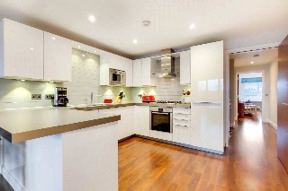 Lough Road, London, N7