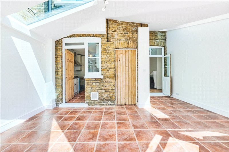 Martindale, East Sheen, London, SW14