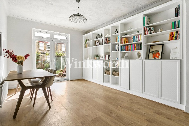 Russell Avenue, London, United Kingdom, N22