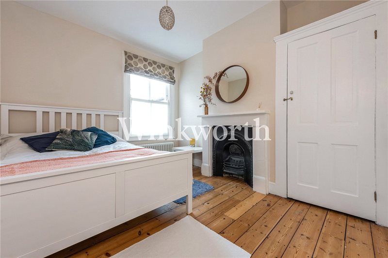 Greyhound Road, London, N17