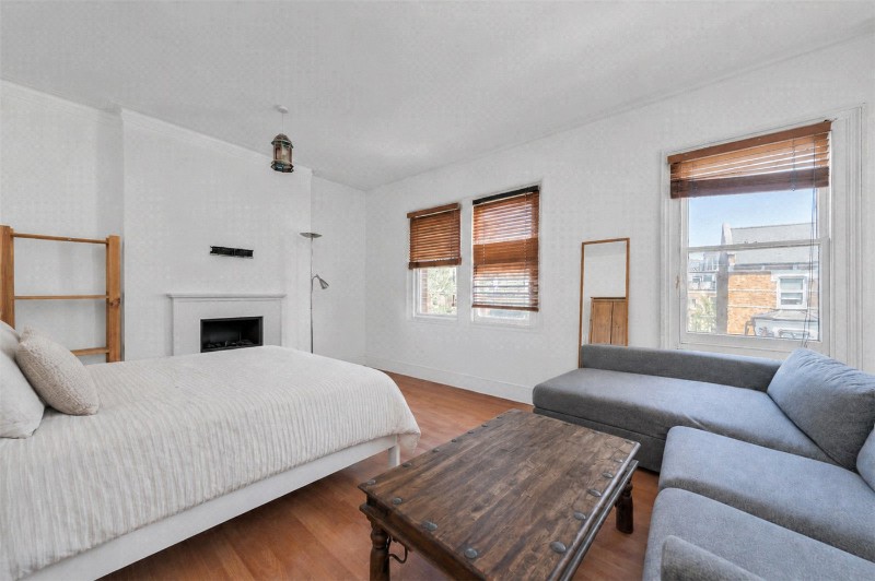 Saltram Crescent, London, W9