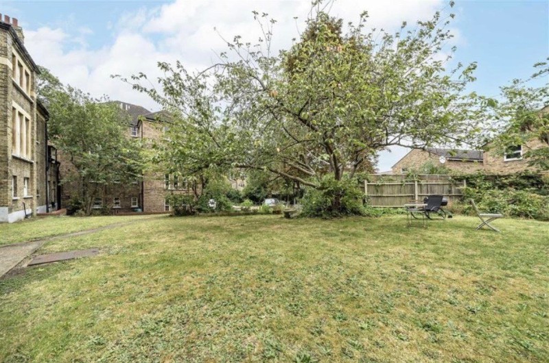 Adelaide Avenue, London, SE4