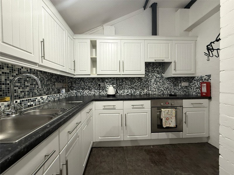 Searle Street, Crediton, Devon, EX17