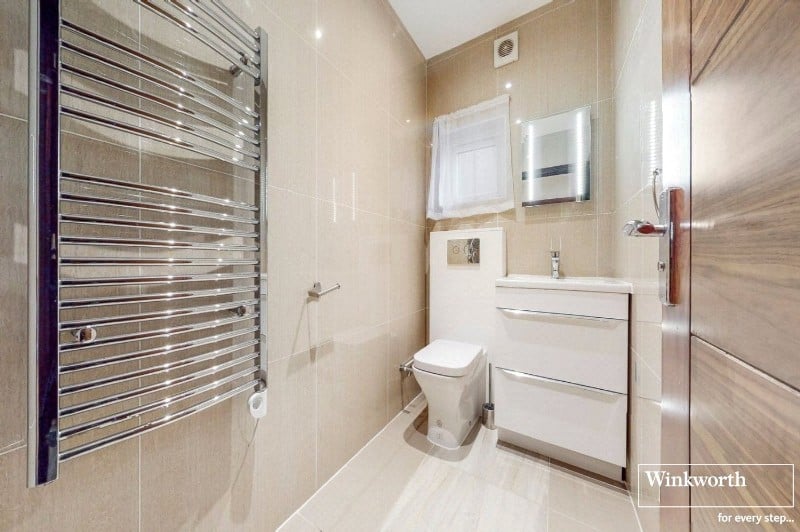 Queens Way, Hendon, London, NW4