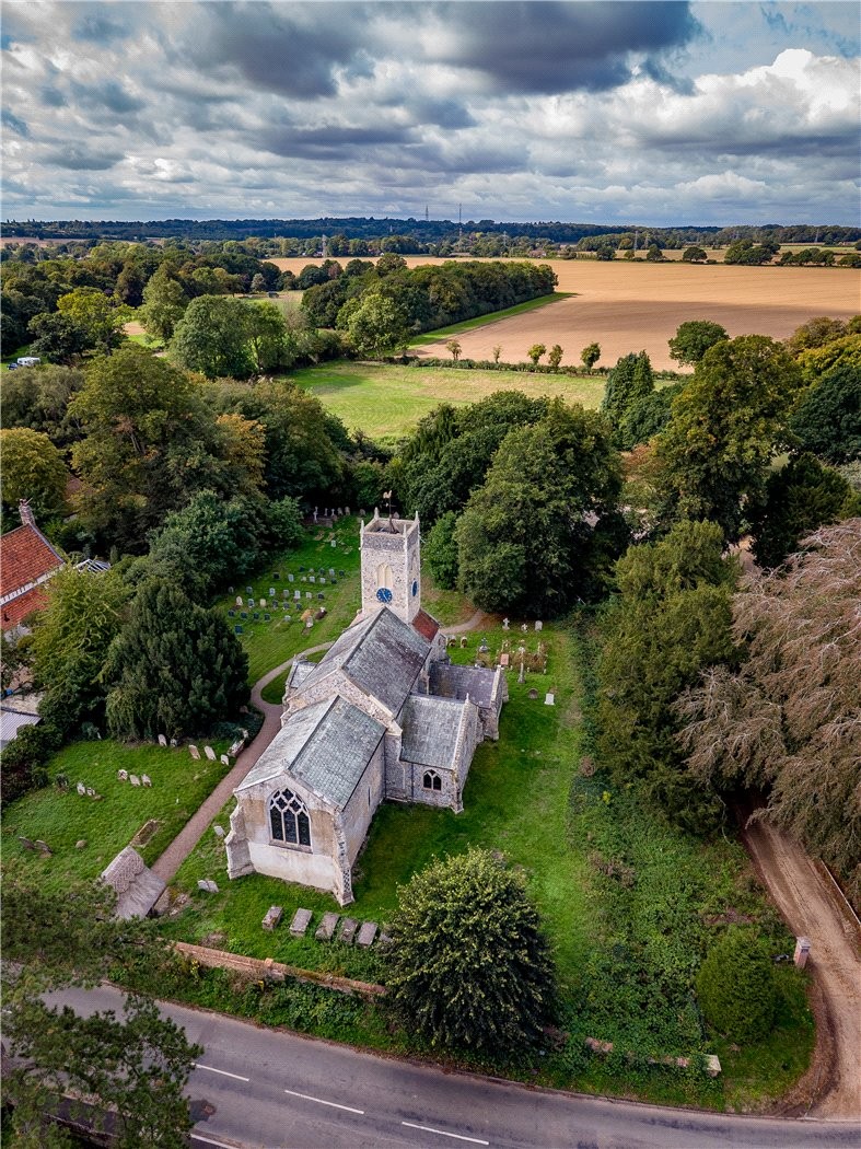 Church Farm Close, Bramerton, Norwich, Norfolk, NR14