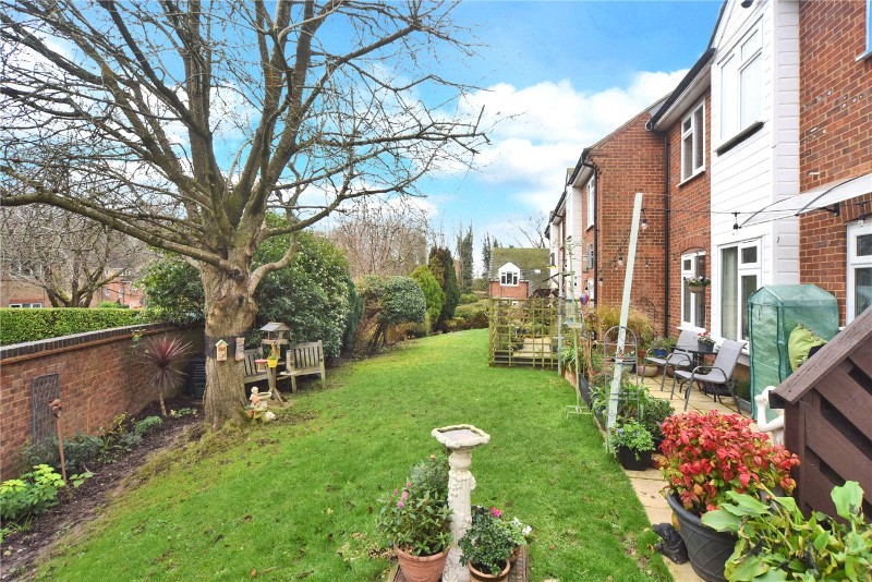 Henbit Close, Tadworth, Surrey, KT20