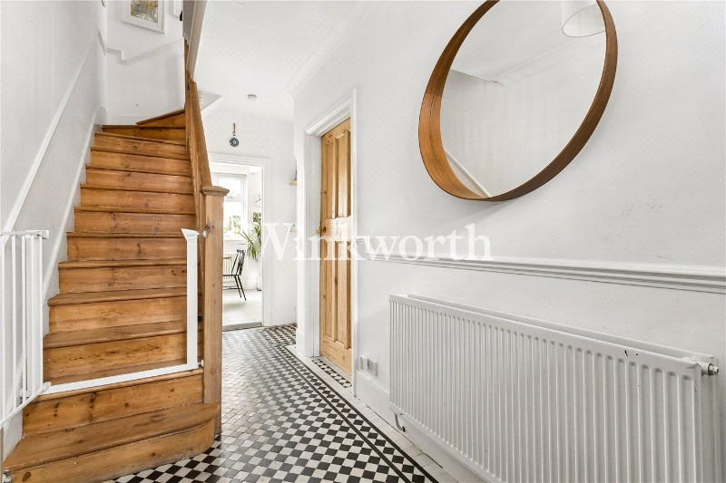 Hazelwood Lane, London, N13