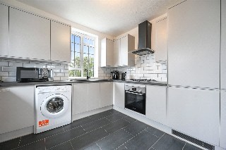 Linden Court, Frithville Gardens, London, W12