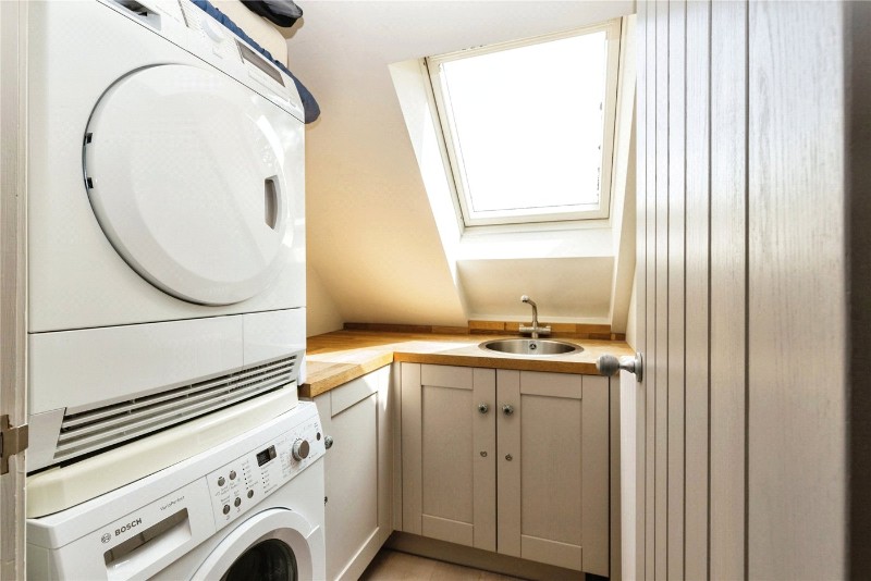 Cowley, Cheltenham, Gloucestershire, GL53