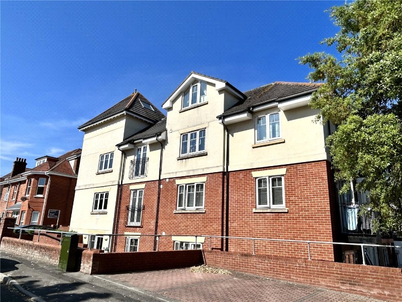 Burnaby Road, Bournemouth, BH4