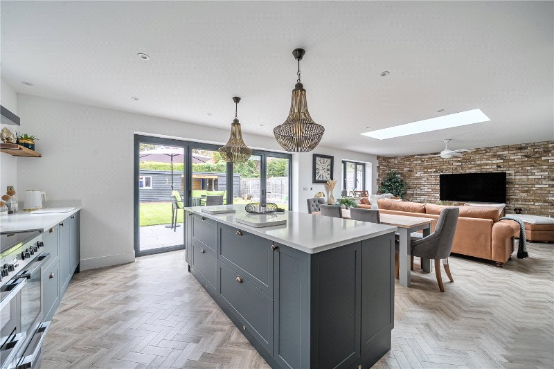 Regnum Drive, Shaw, Newbury, Berkshire, RG14