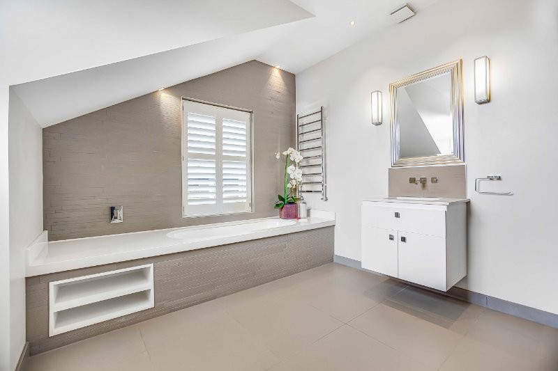 Castelnau, Barnes, London, SW13