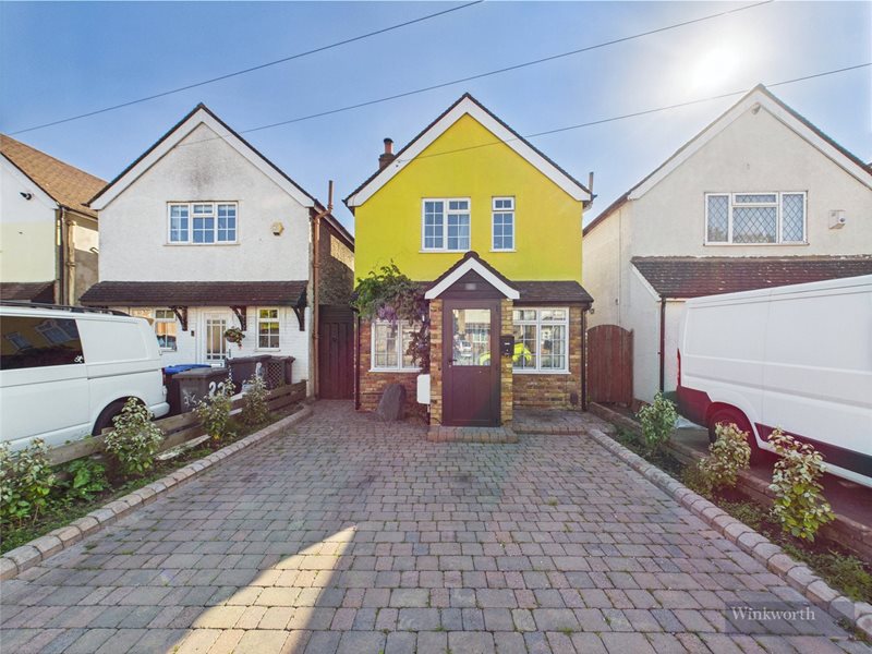 Bourneside Road, Addlestone, Surrey, KT15