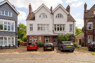Kingsmead Road, London, SW2