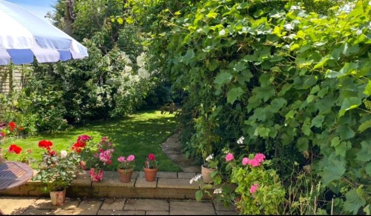 Waterfall Road, London, N11