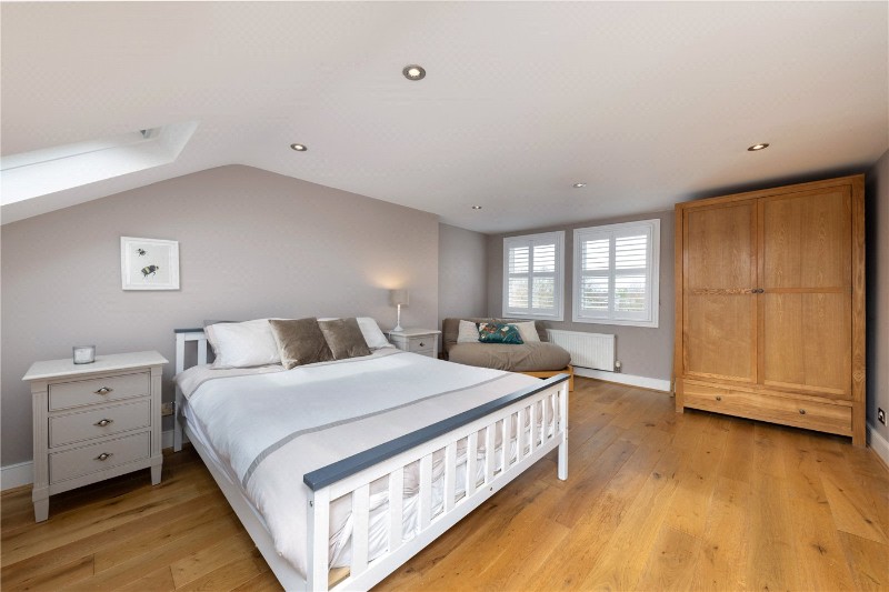 Oakhill Road, London, SW15