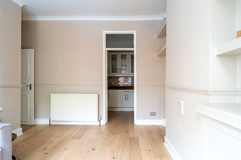 Oakdale Road, London, SW16