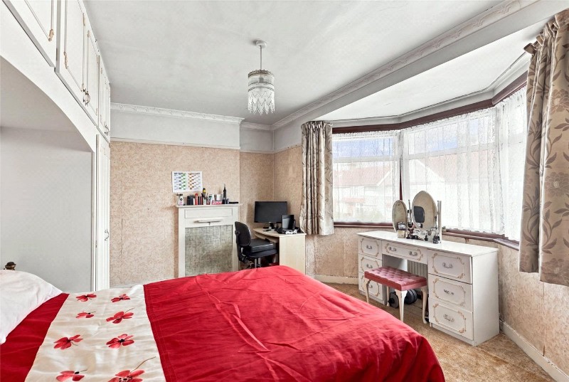 Devonia Gardens, London, N18