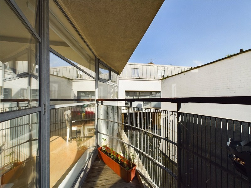 Bridel Mews, London, N1