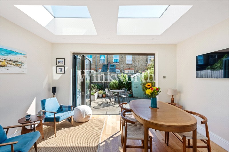 Hewitt Avenue, London, N22