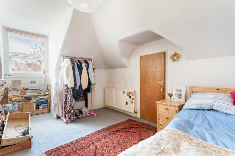 Kempshott Road, London, SW16