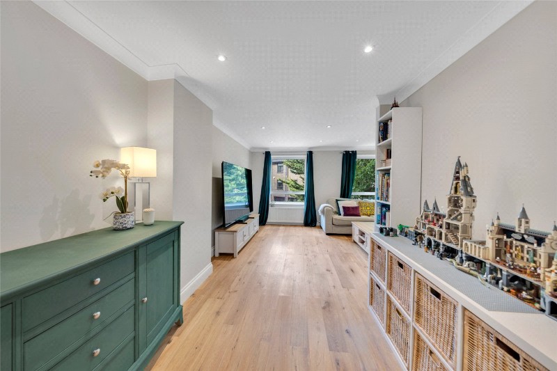Abinger Mews, London, W9