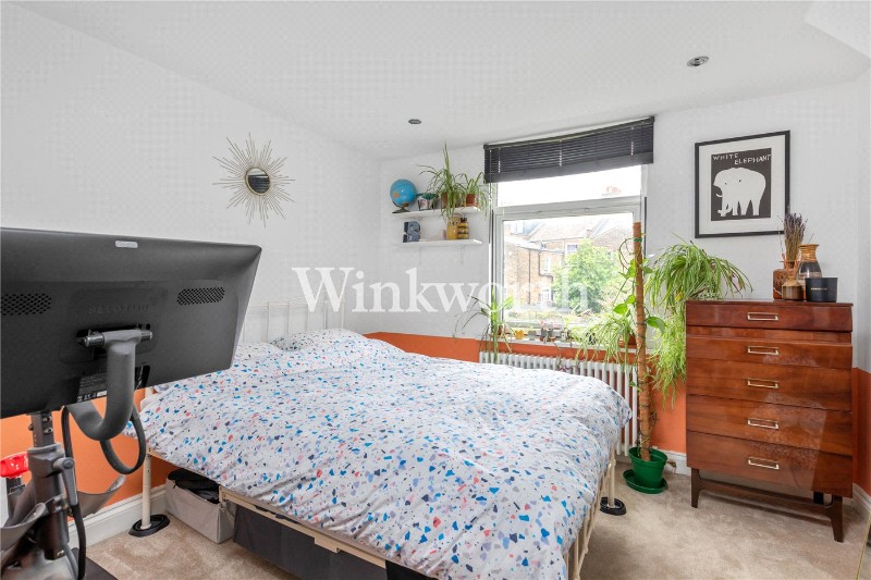 Station Road, London, N22