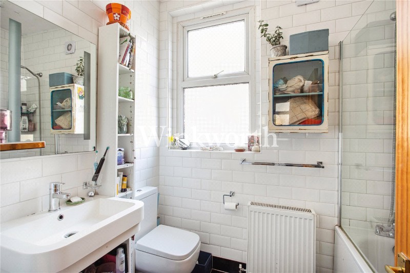 Westbury Avenue, London, N22