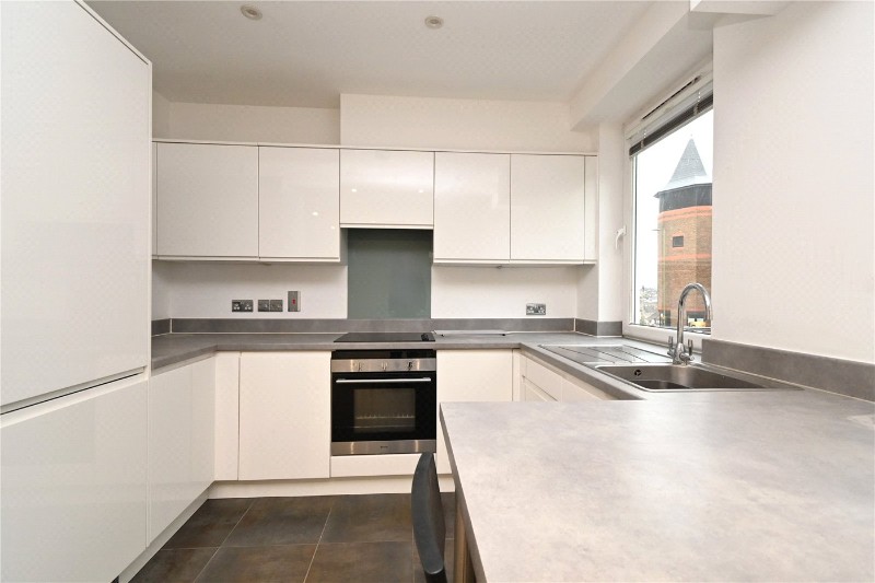 Winchester Road, Basingstoke, RG21