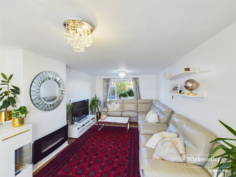 Virginia Way, Reading, Berkshire, RG30