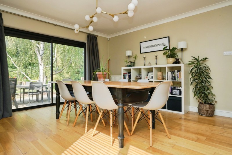 Silverthorn Close, Cheltenham, Gloucestershire, GL53