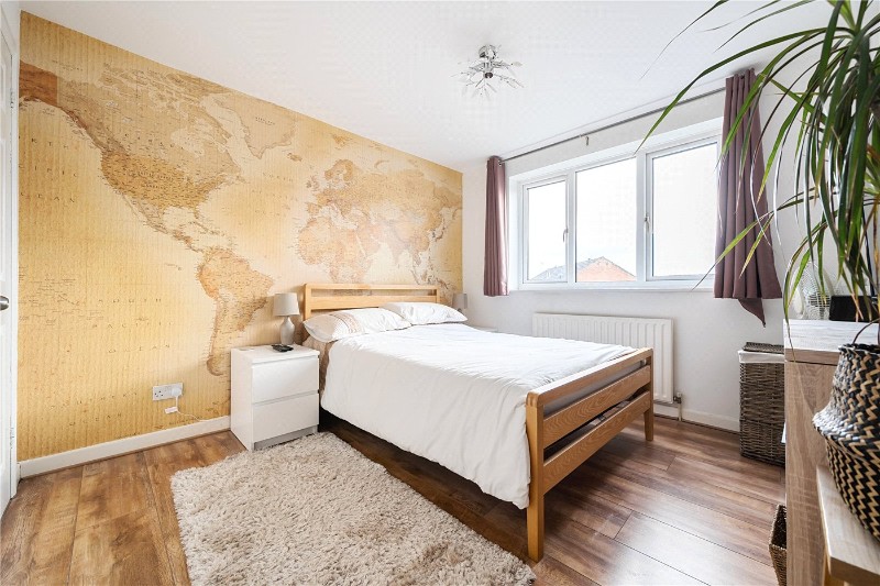 Spurcroft Road, Thatcham, Berkshire, RG19