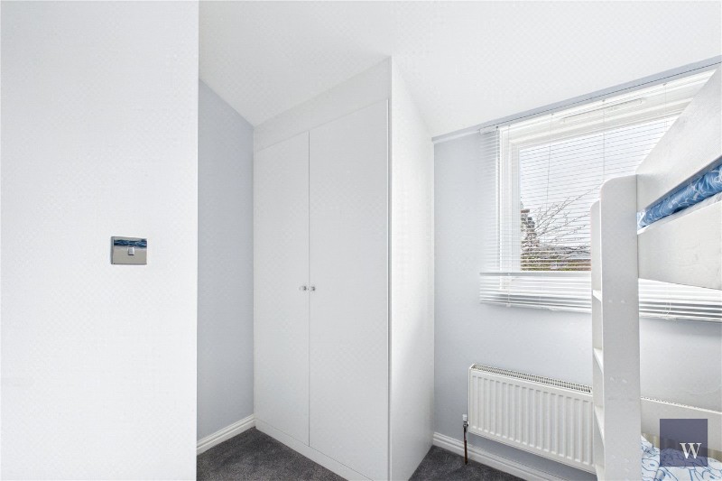 Lairdale Close, London, SE21