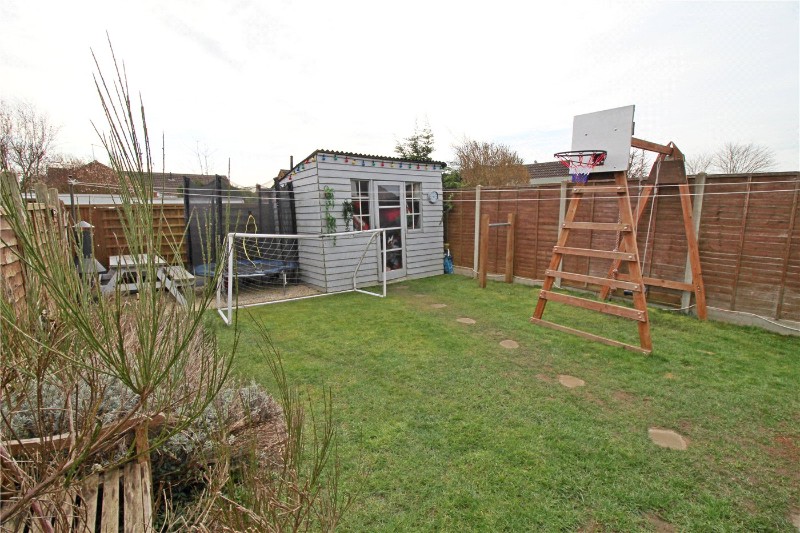 Manor Close, Langtoft, Peterborough, Lincolnshire, PE6