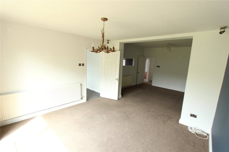 Warwick Road, Rayleigh, Essex, SS6