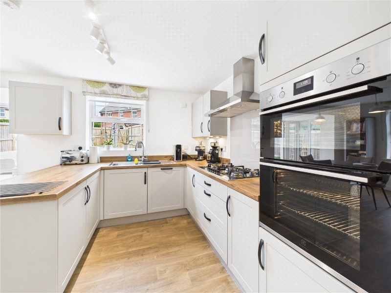 Clarissa Close, Tiverton, Devon, EX16