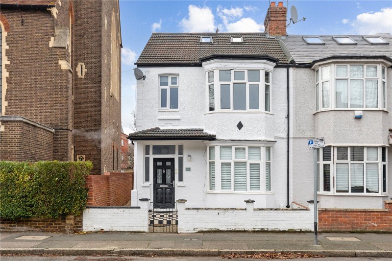 Gorringe Park Avenue, Mitcham, CR4