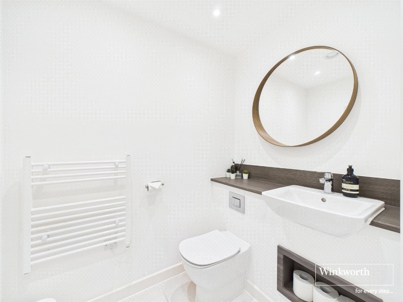 Pheasant Square, London, NW9