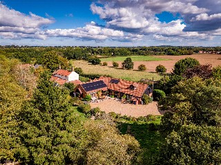 Ferry Road, Surlingham, Norwich, Norfolk, NR14