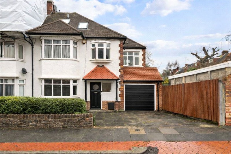 Claremont Park, Finchley, London, N3