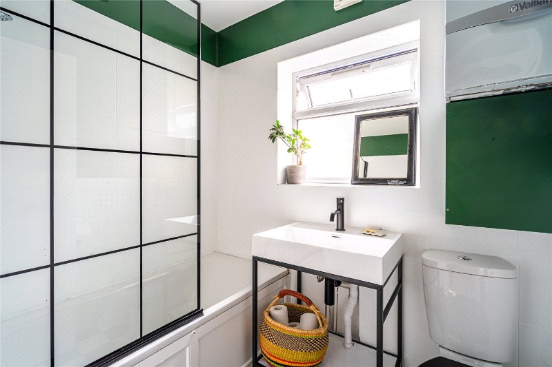 Mauleverer Road, London, SW2