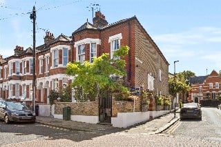 Brayburne Avenue, London, SW4