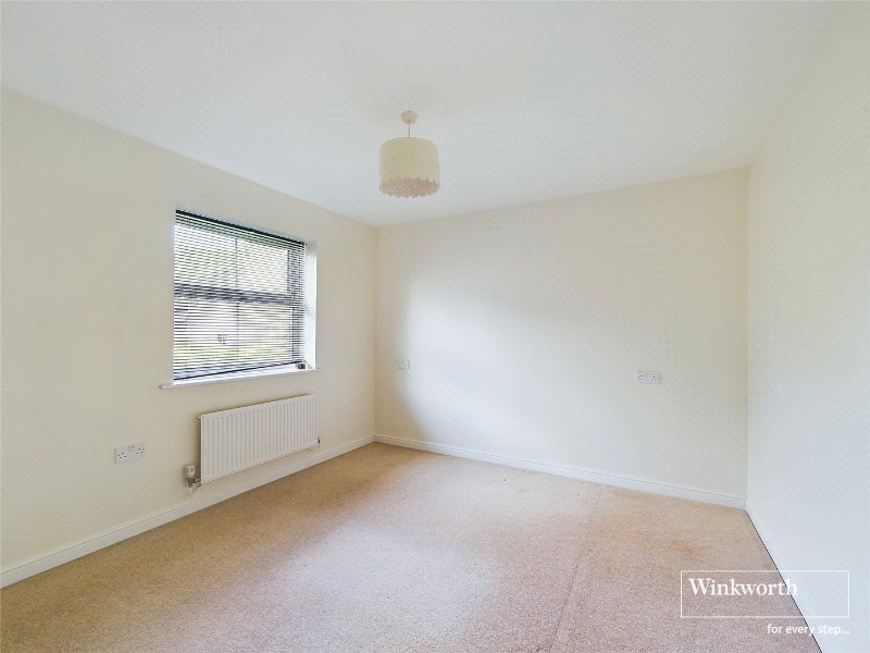 Duchess Close, Crowthorne, Berkshire, RG45