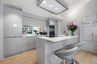 Lonsdale Road, London, W11