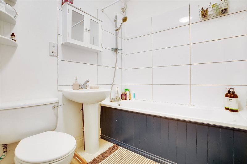 Crookham Road, Fulham/Parsons Green, SW6