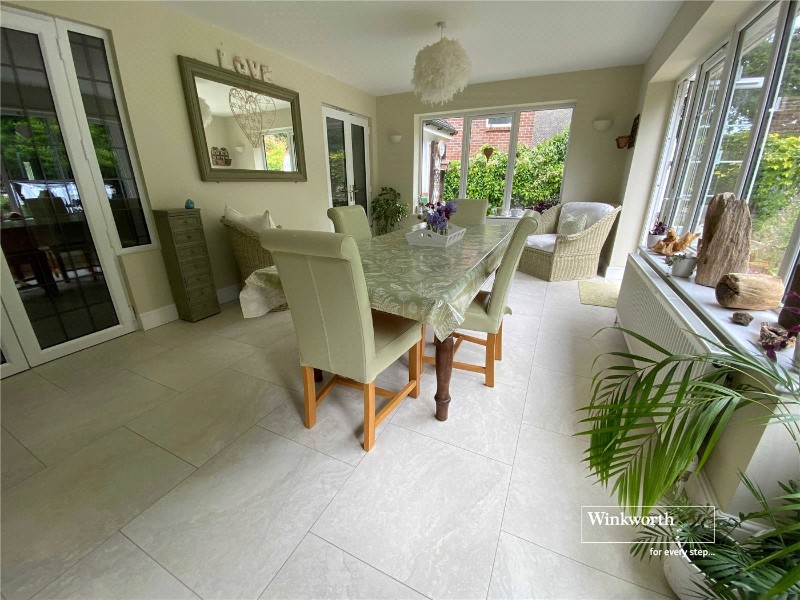 Shelley Close, Highcliffe, Dorset, BH23